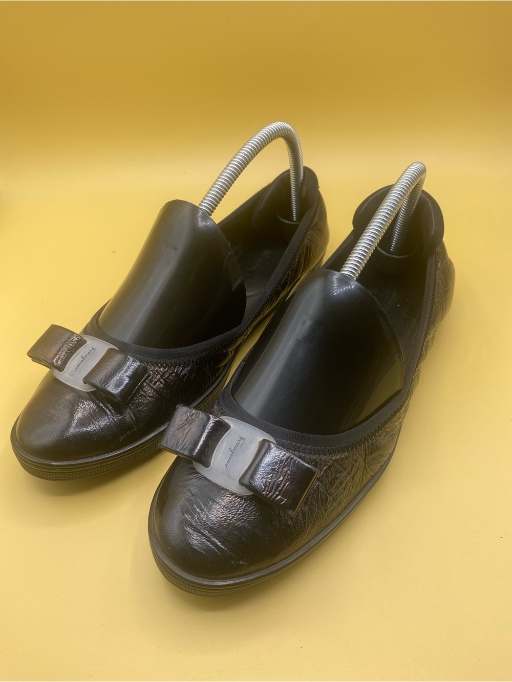 Salvatore Ferragamo Black Patent Leather Vara Bow Flats​ - Picture 4 of 4